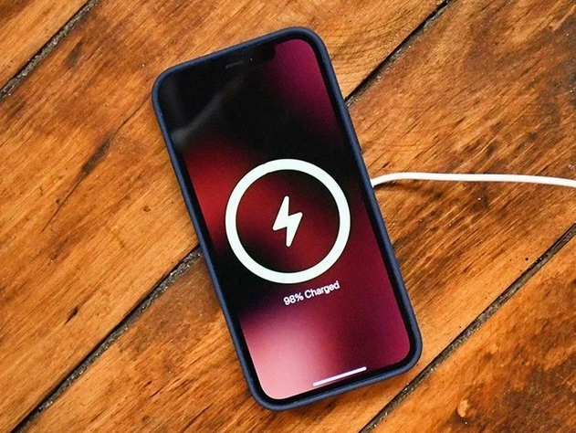 姑苏苹果手机维修分享iPhone 12可以随便充电吗 